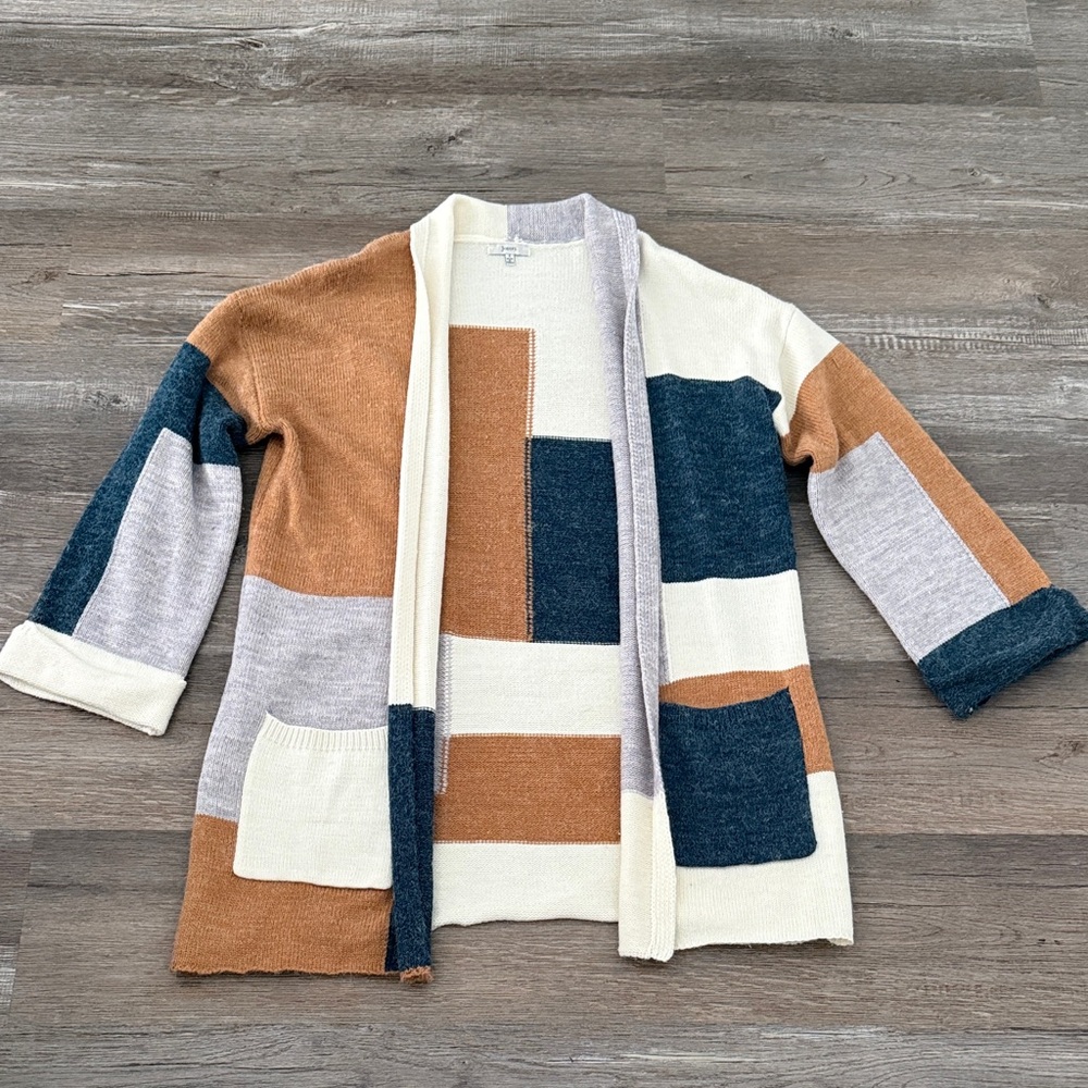 JODIFL Colorblock Cardigan in Cream, Blue, and Brown